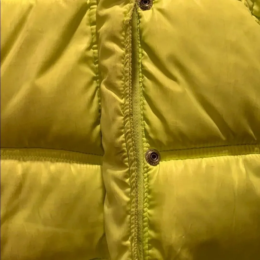 ✨Justice lime green puffer coat w/removable hood